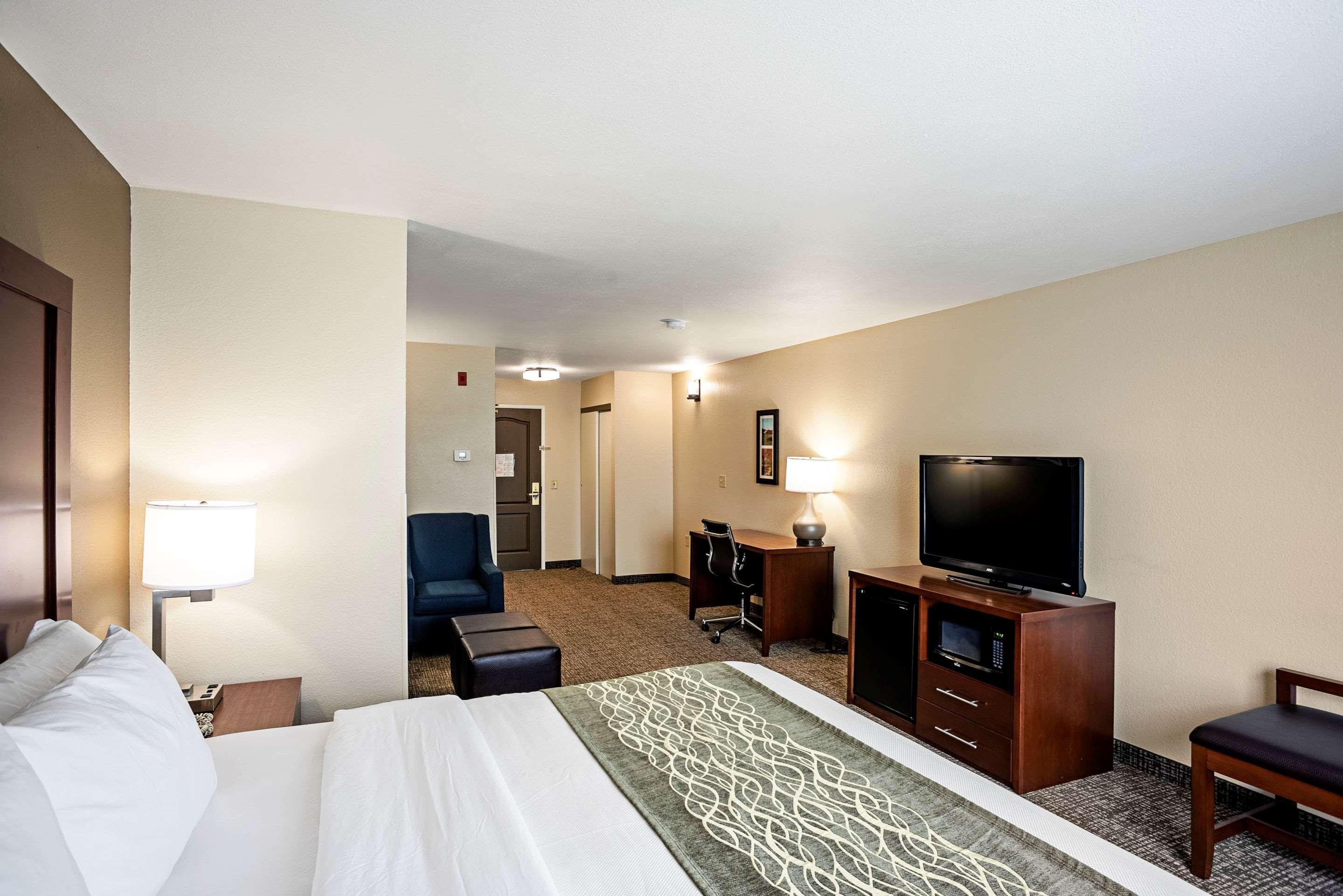 Comfort Inn & Suites Independence Exterior foto