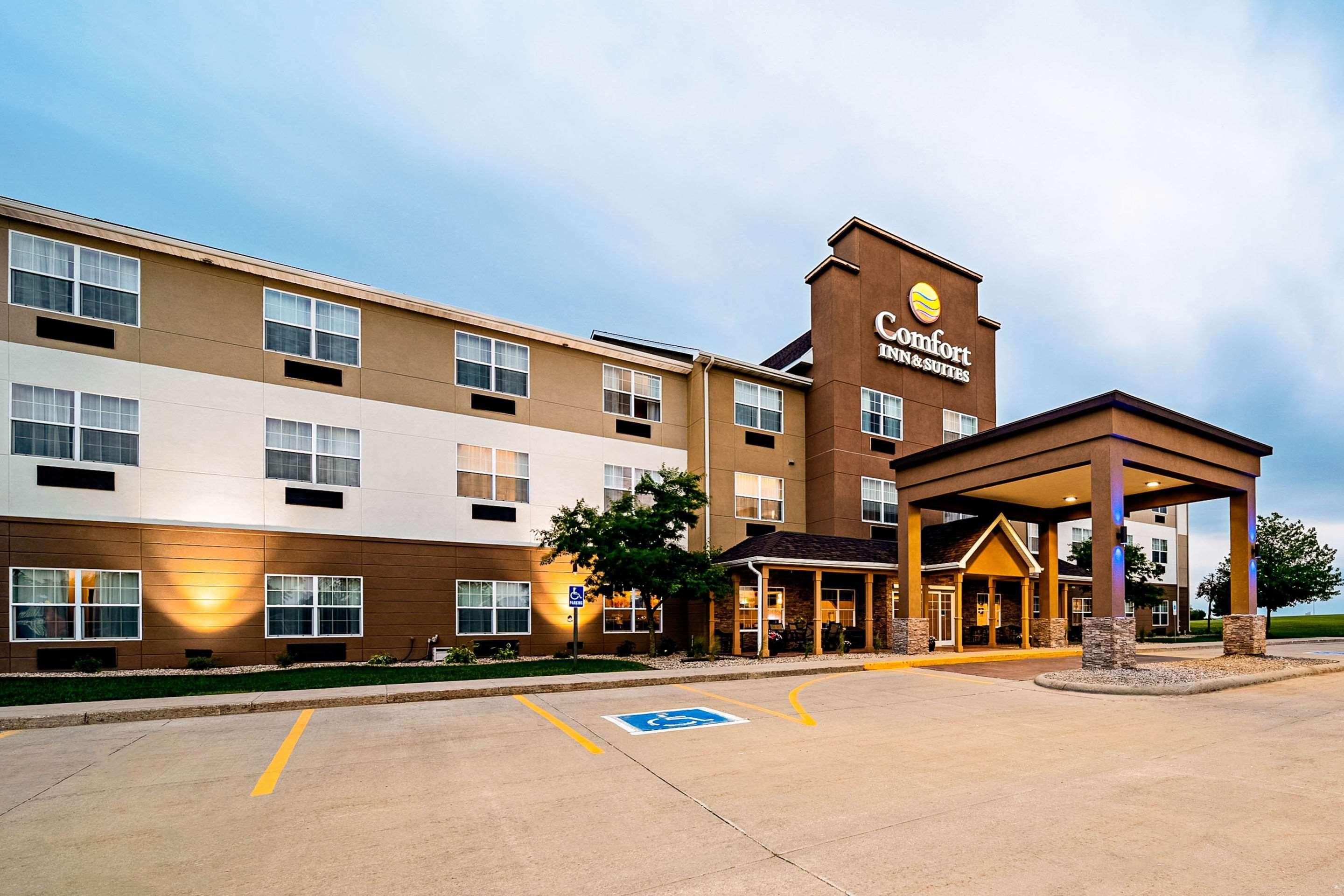 Comfort Inn & Suites Independence Exterior foto